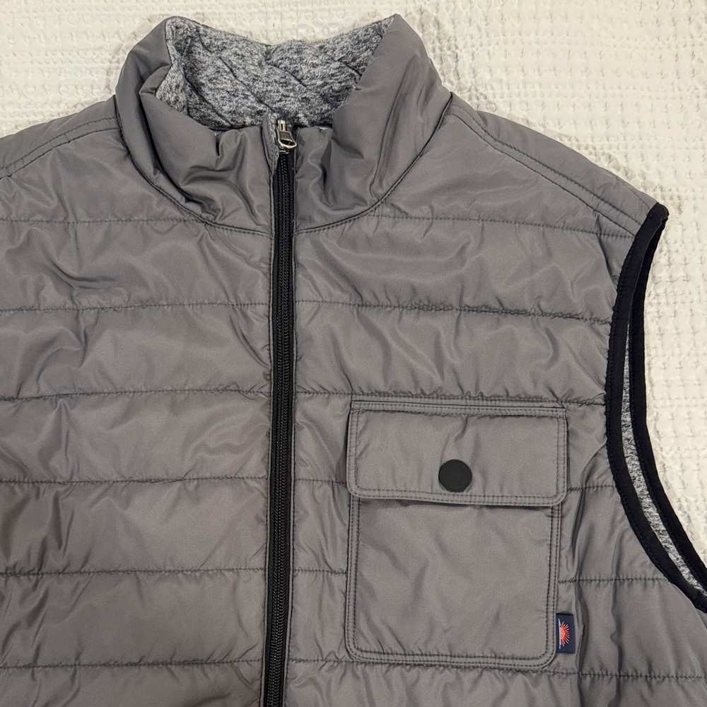 Faherty Men's Charcoal Reversible Vest - Picture 4 of 4